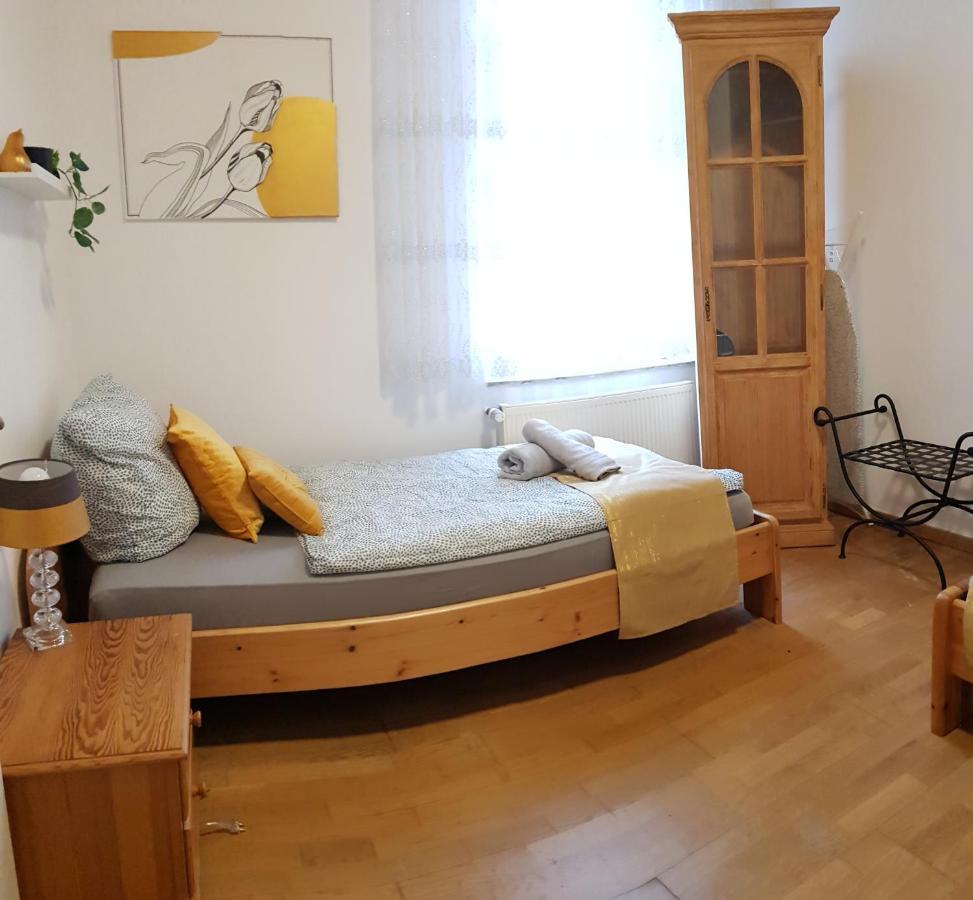 Elena Flat Tulpe Duisburg Zentrum Eksteriør billede